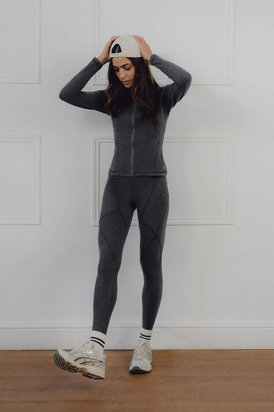 Charlotte's Carbon Grey Edit