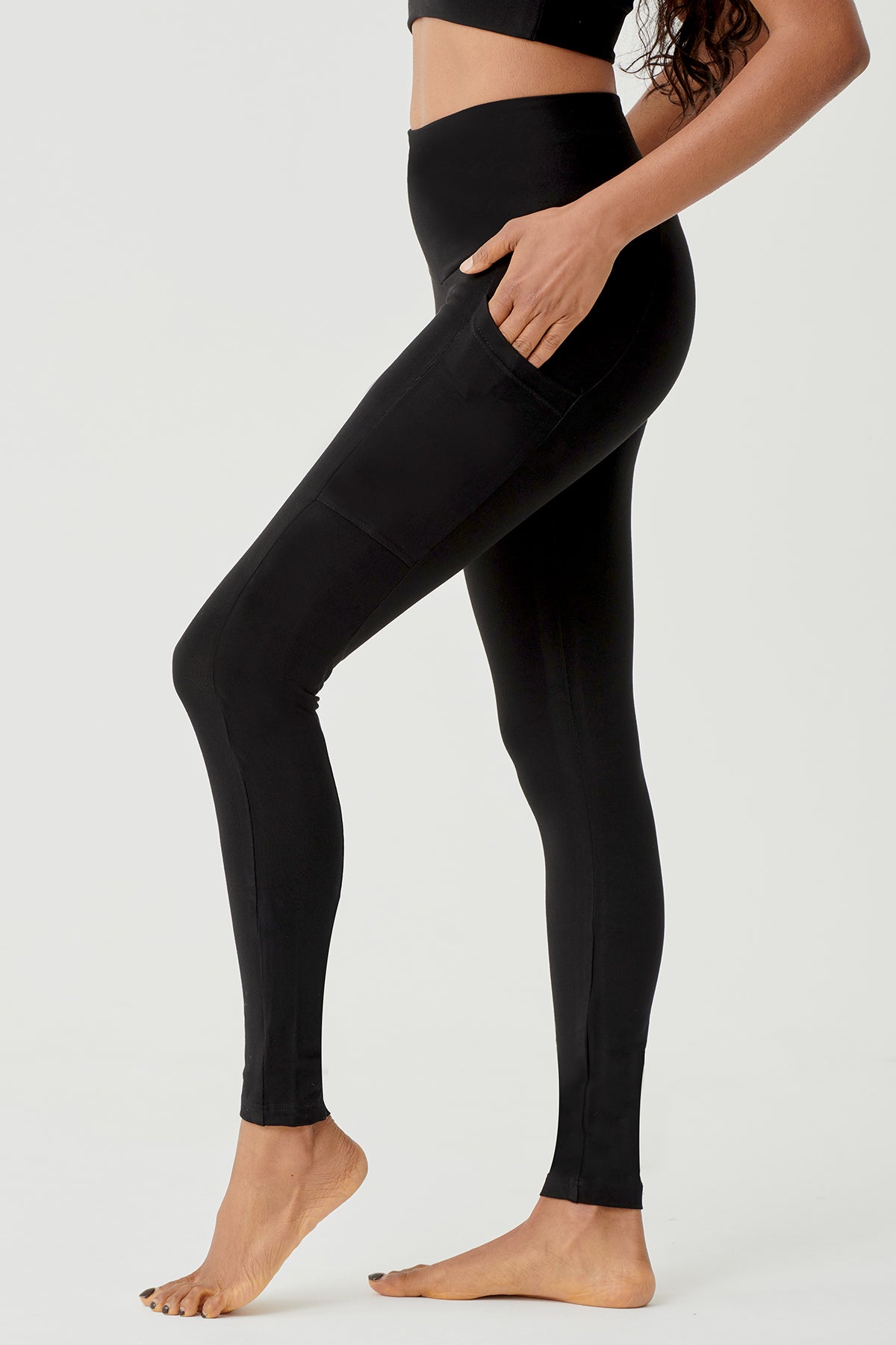 Second Skin Black Compression Crop Leggings Womens Athletic Pants Small