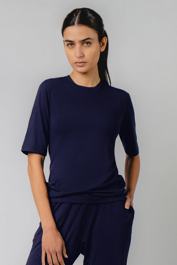 Fitted T-Shirt With Bra Cups Navy