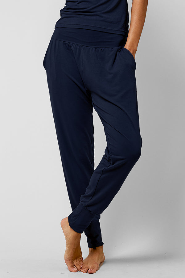 Lightweight Yoga Loose Side Pockets Cuffed Pant Navy