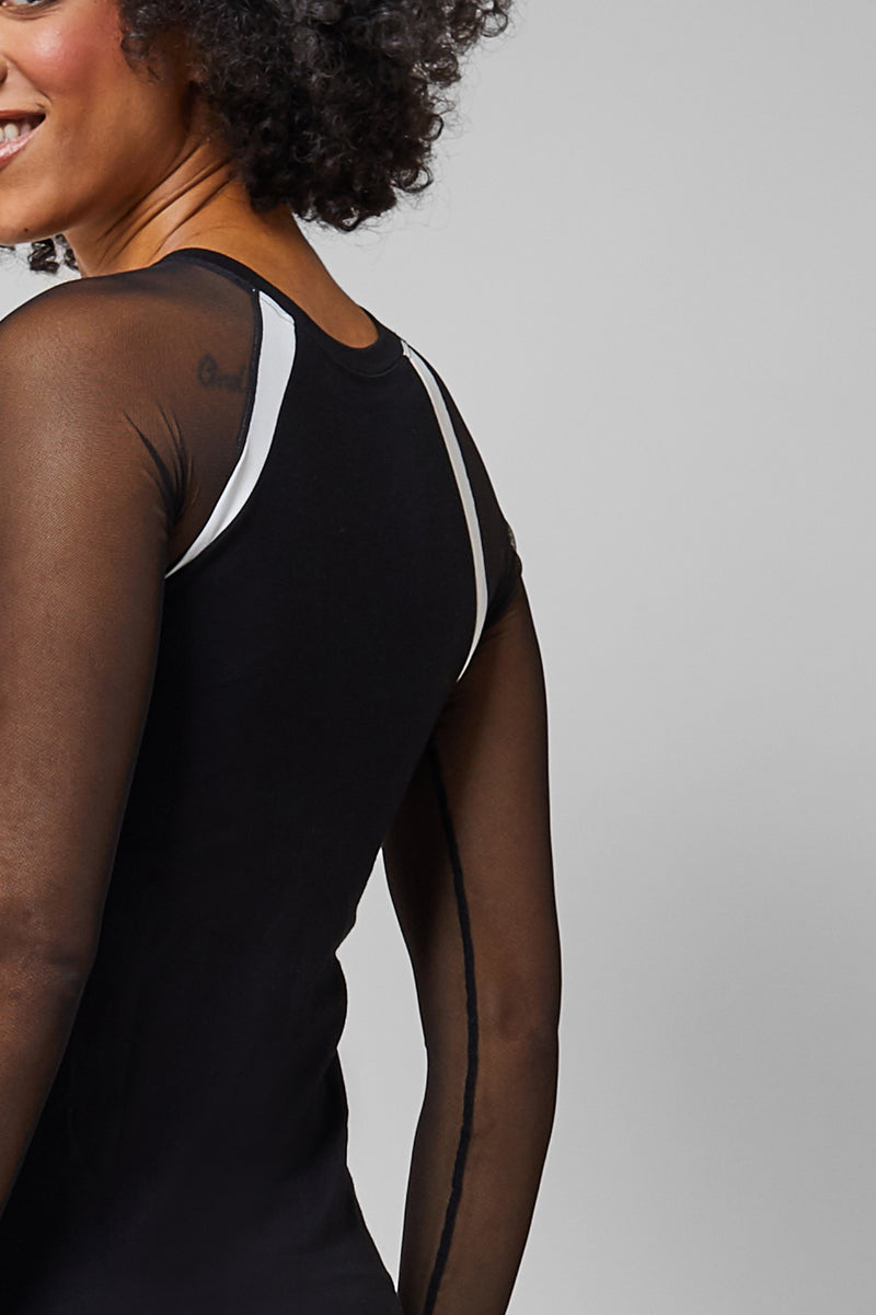 Reversible Raglan Mesh Long Sleeve Yoga Top Black with Wine– TLC Sport